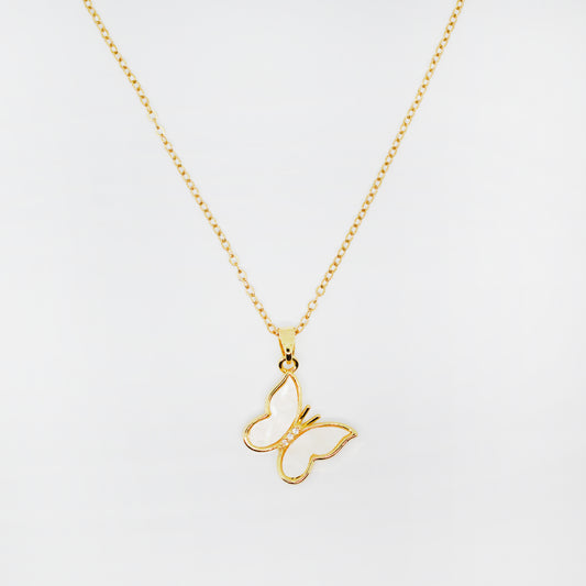 zlata ogrlica z belim metuljem – White Butterfly – ChiChi