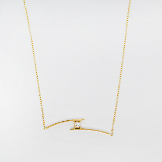Zlata ogrlica z minimalističnim obeskom in cirkonom – Balance Beam – ChiChi