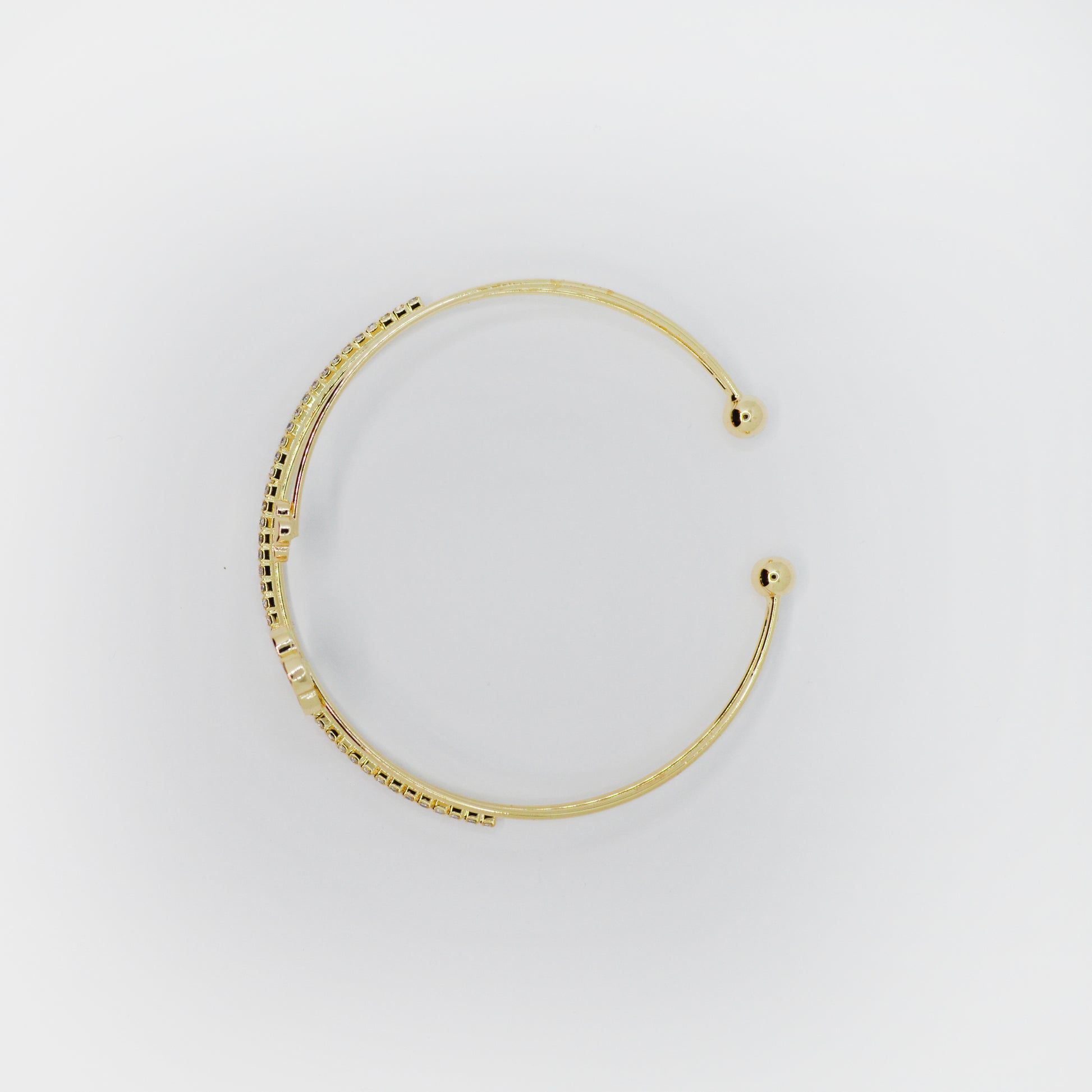 Zlata trdna zapestnica z deteljico in cirkoni Solid Clover – ChiChi