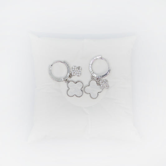 Srebrni uhani Mini Clover z belo deteljico in cirkoni