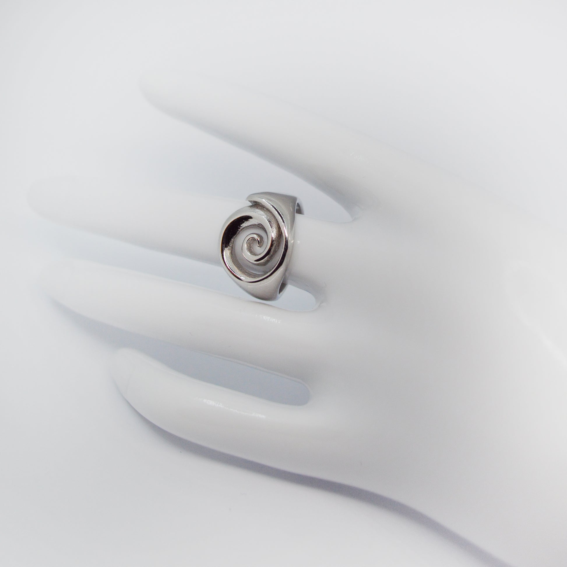 Spiral minimalističen prstan – srebrn | ChiChi